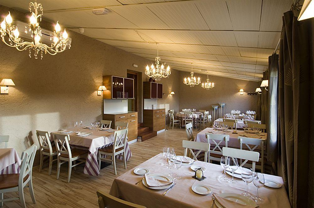 Hotel H Con Encanto Binéfar Extérieur photo